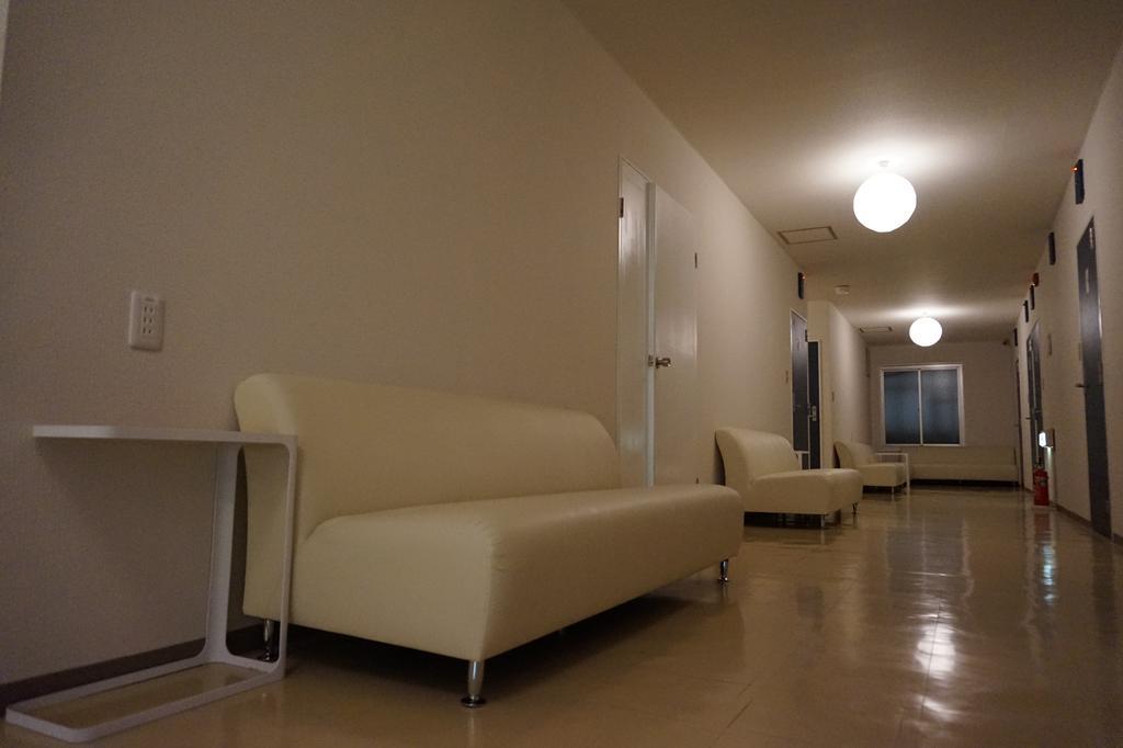 Uni Hostel Osaka Exterior photo
